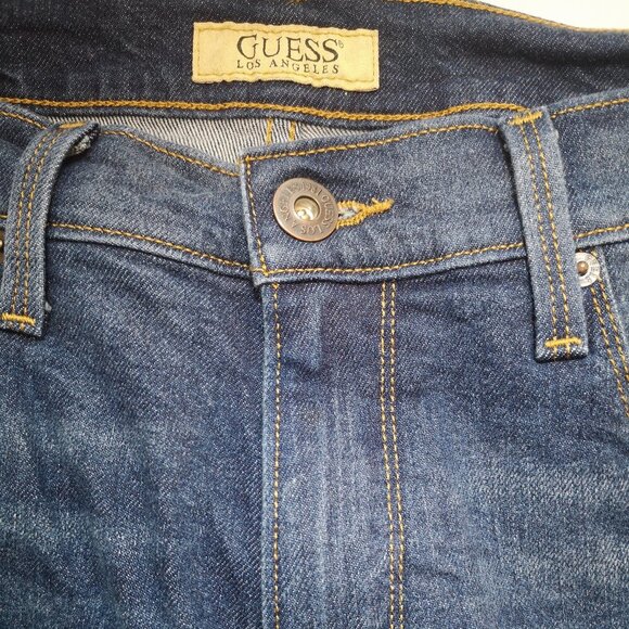 Guess Men's Size 36/32 Vermont Slim Medium Wash Blue Jeans - Picture 8 of 16